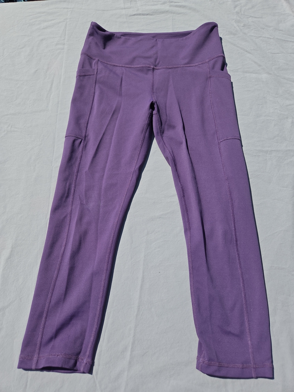 Constantly Varied Gear Purple Laser Cut Capri S VGUC